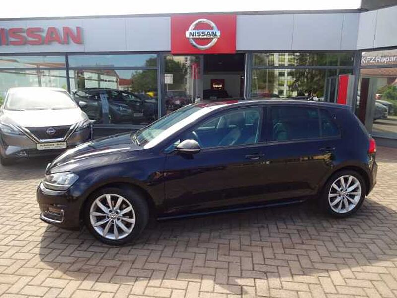 Volkswagen Golf VII 5-Türer 1.4 TSI BlueMotion Technology Highline, 8 fach bereift