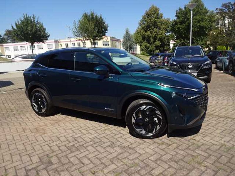 Nissan Qashqai Elektro/Benzin 1.5 VC-T e-Power N-Connecta, Winter, Komfort, Paket Panorama Glasdach