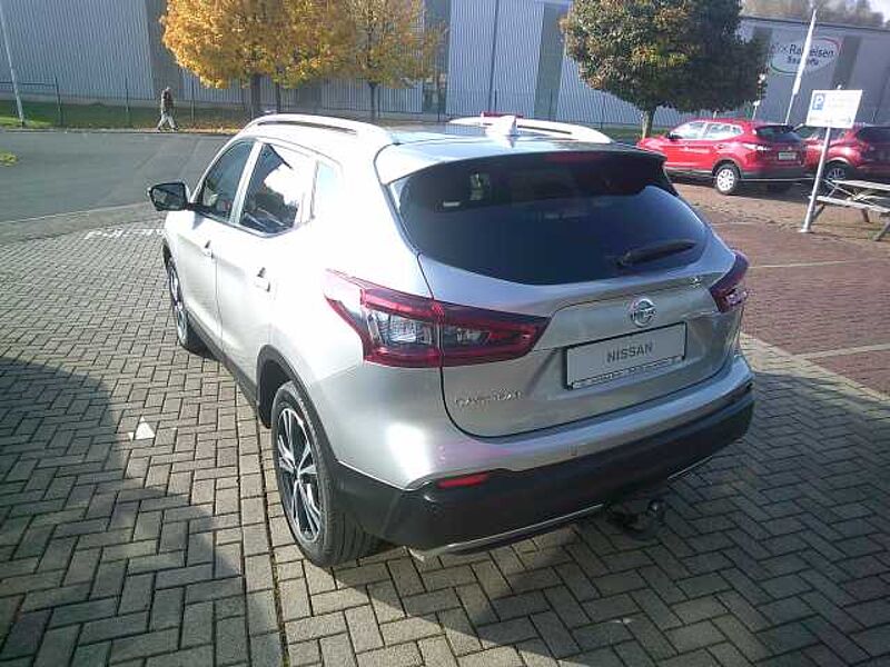 Nissan Qashqai 1.3 DIG-T DCT ZAMA