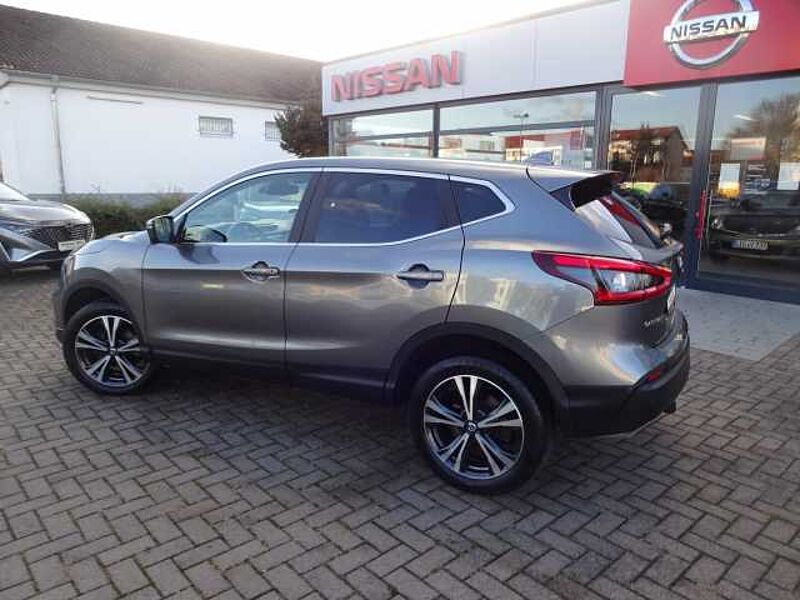 Nissan Qashqai Diesel 1.5 dCi N-CONNECTA, AHZV abnehmbar